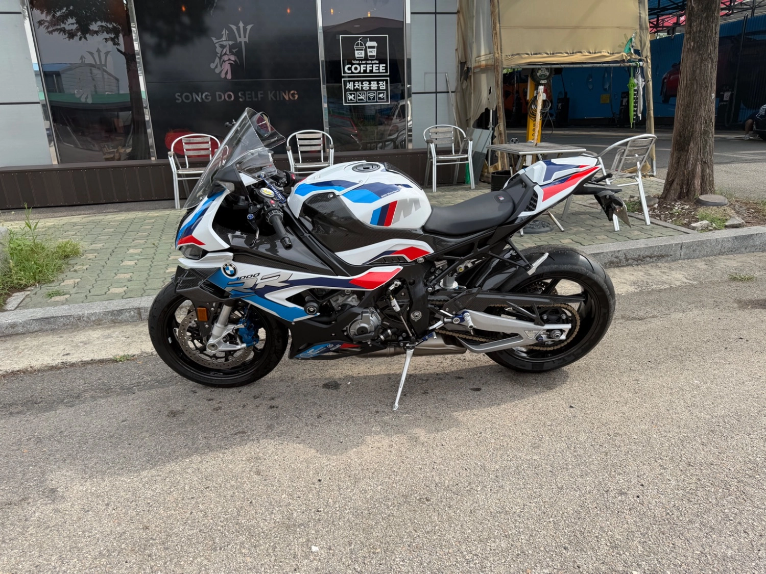 BMW M 1000 RR 2022 블랙 사진 7