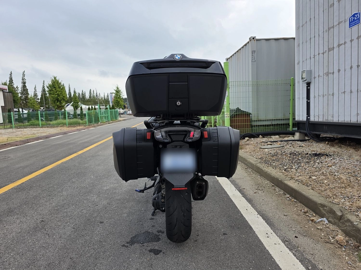 BMW R 1300 RT 2026 블랙 사진 8