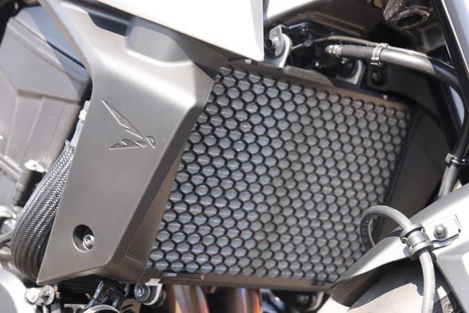【ホンダ CB750ホーネット E-Clutch 試乗記】左手操作から解放されたミドルスポーツは さらなる万能マシンへと進化　24画像