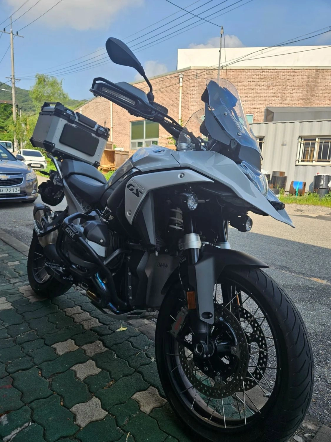 BMW R 1300 GS 2025 블루 사진 8