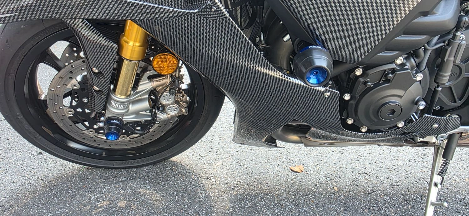 야마하 YZF R1 M 2024 블랙 사진 8