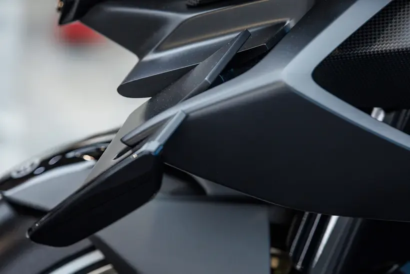 CFMoto V4 SR-RR adaptive aero flap