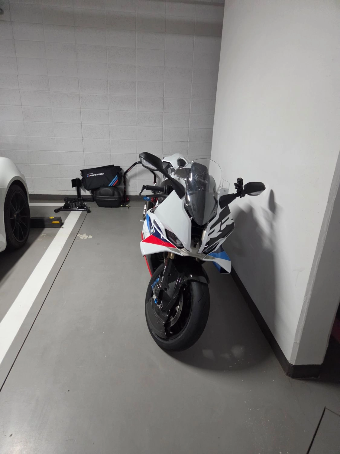 BMW S 1000 RR 2025 화이트 사진 6