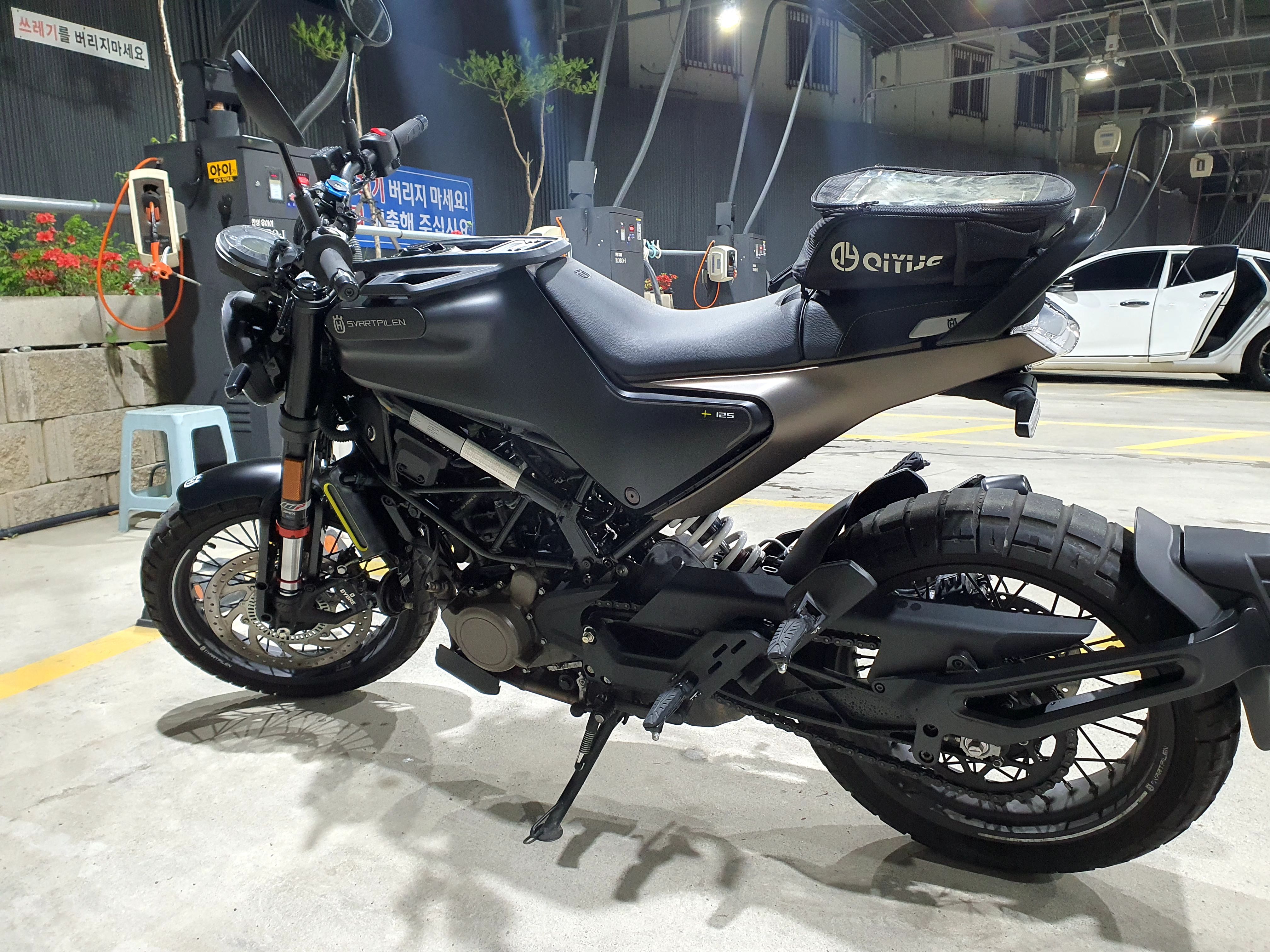 허스크바나 스바르트필렌 125 thumb 2