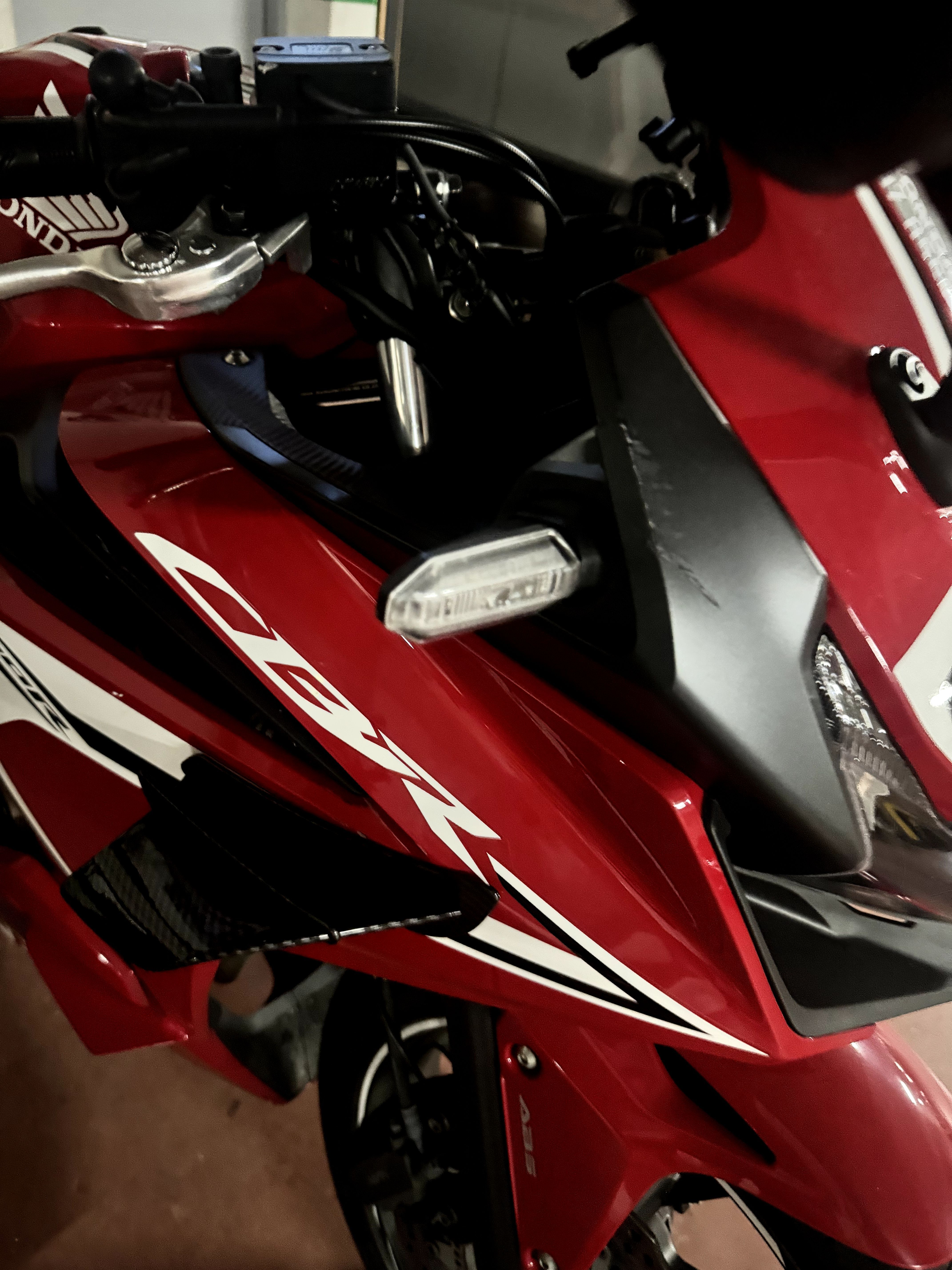 혼다 CBR 500 R thumb 2