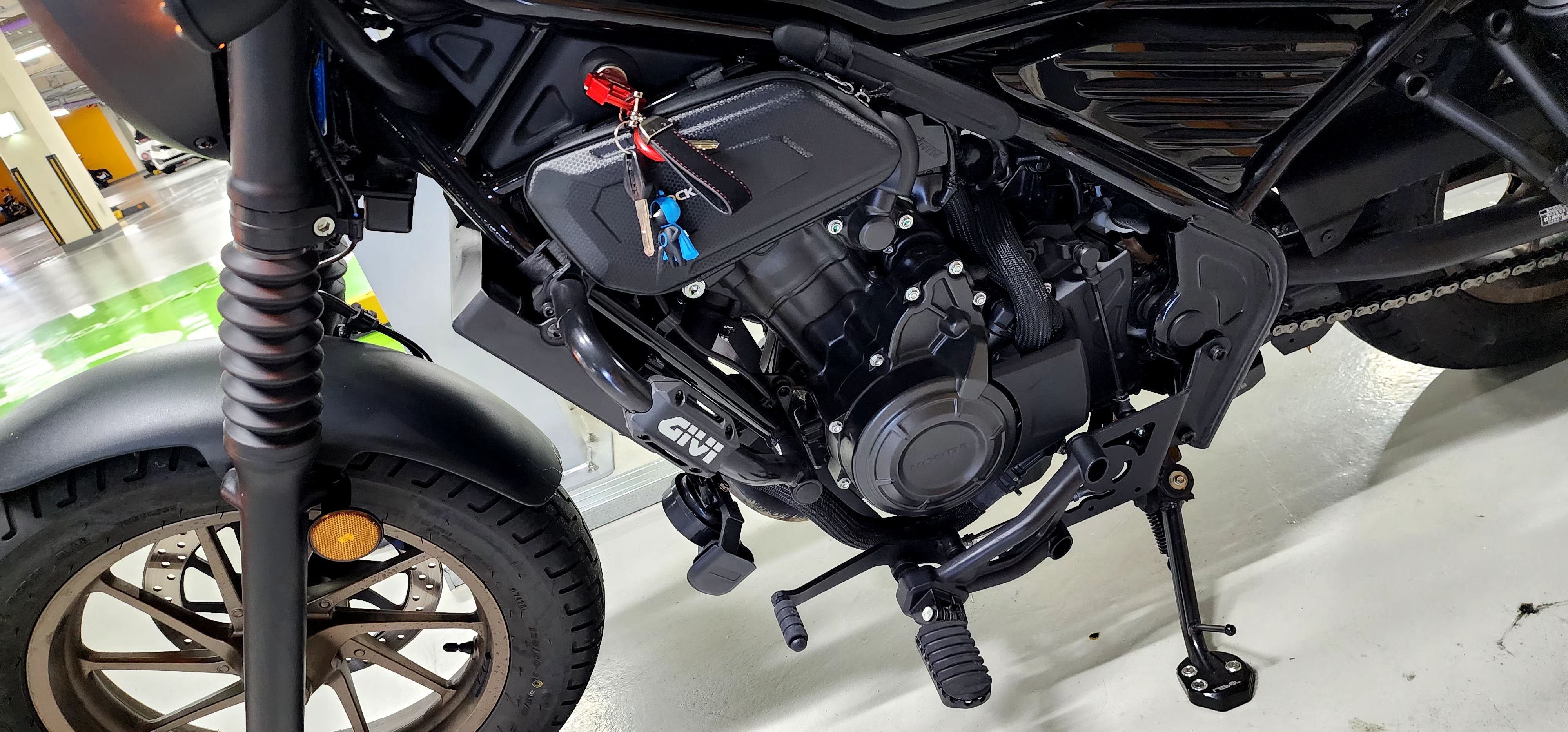 혼다 레블 500 more