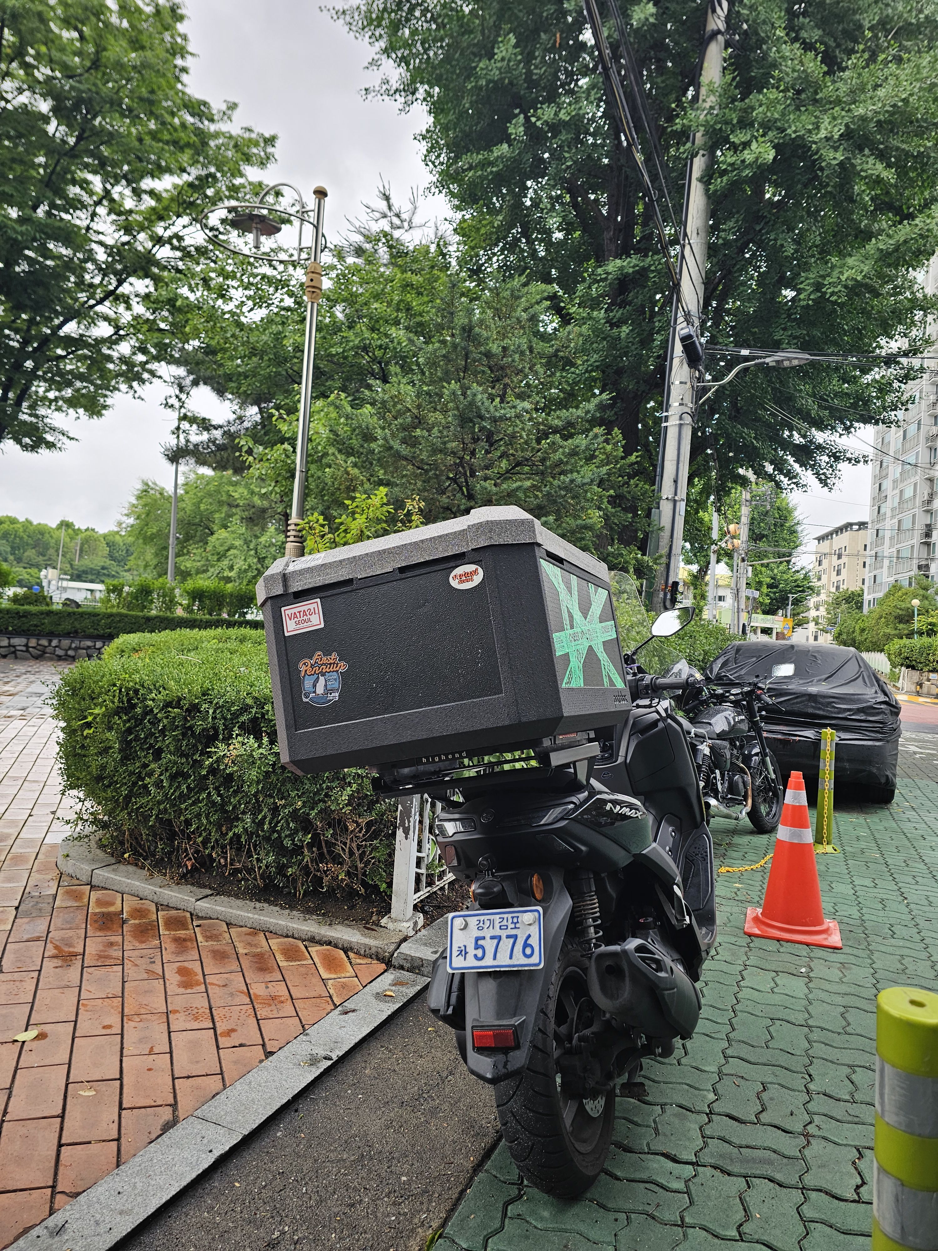 야마하 NMAX 155 more