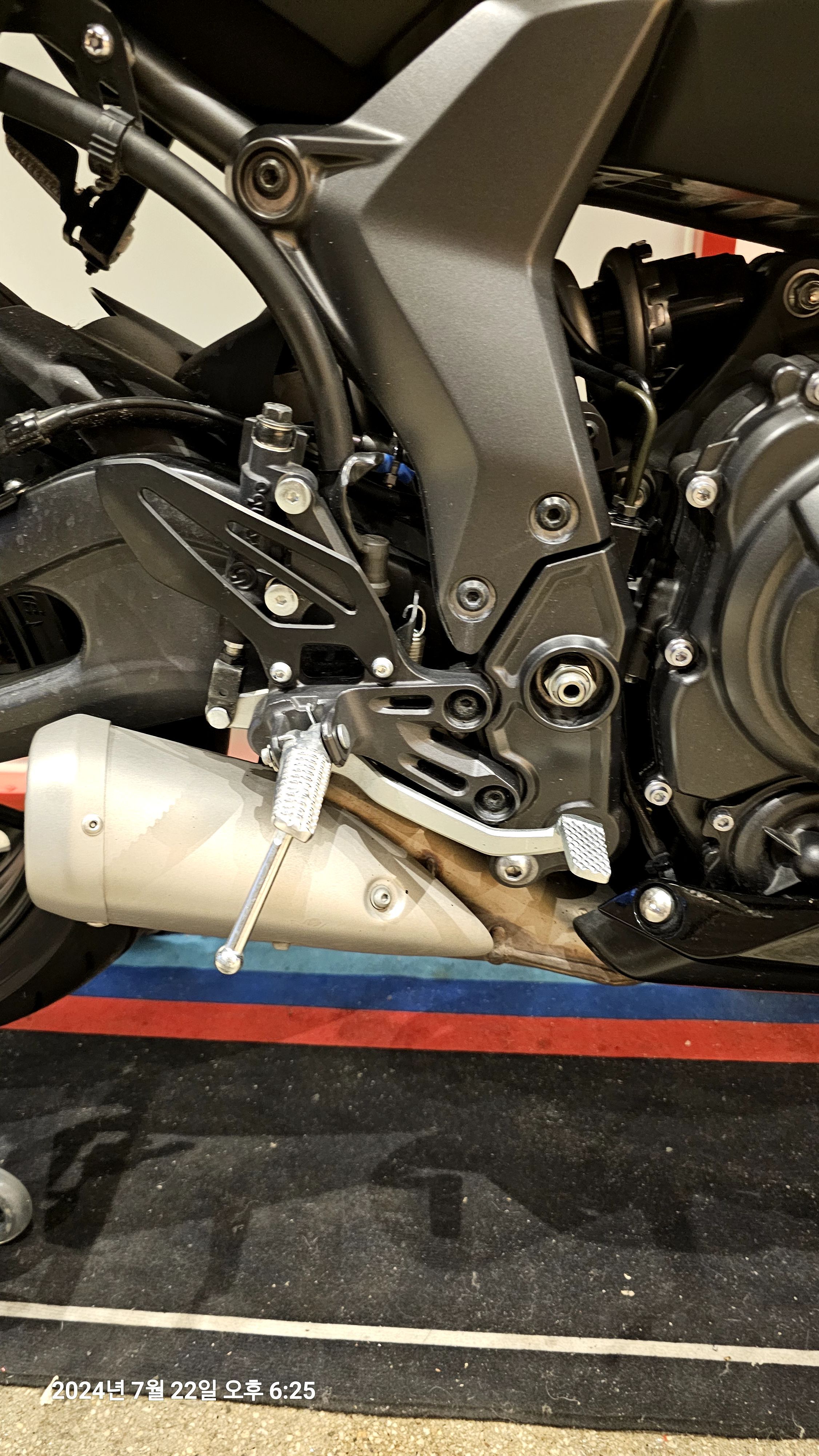 야마하 YZF R7 thumb 2