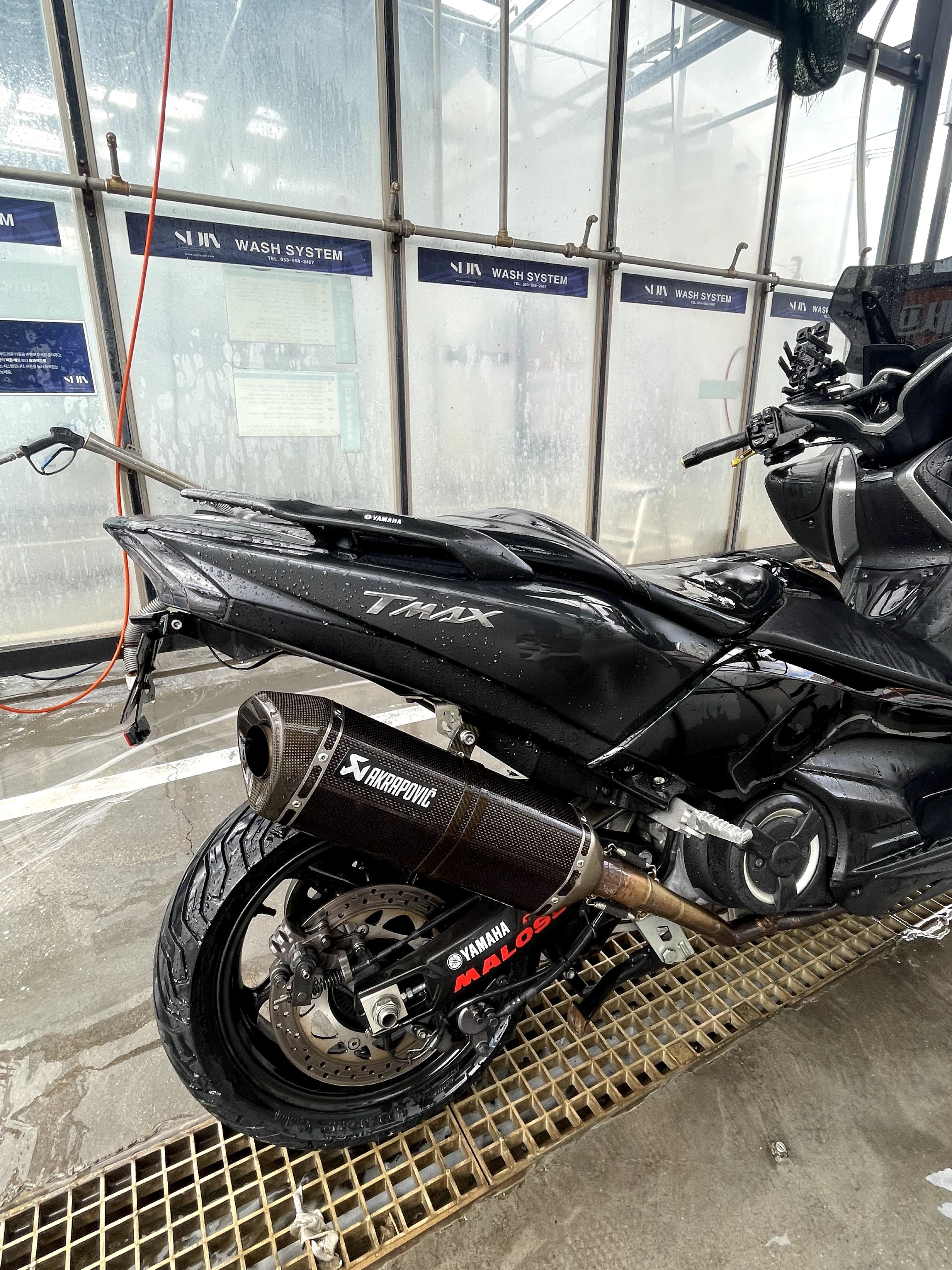 야마하 TMAX DX more