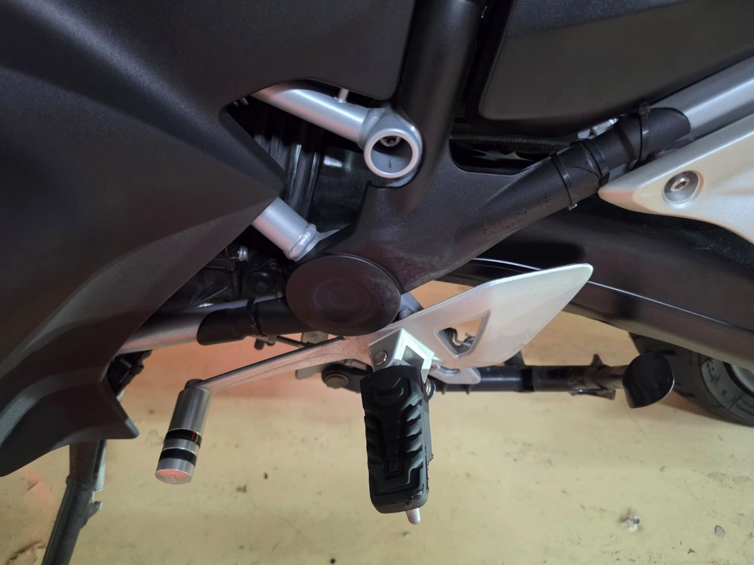 BMW R 1250 RT 2022 블랙 사진 6