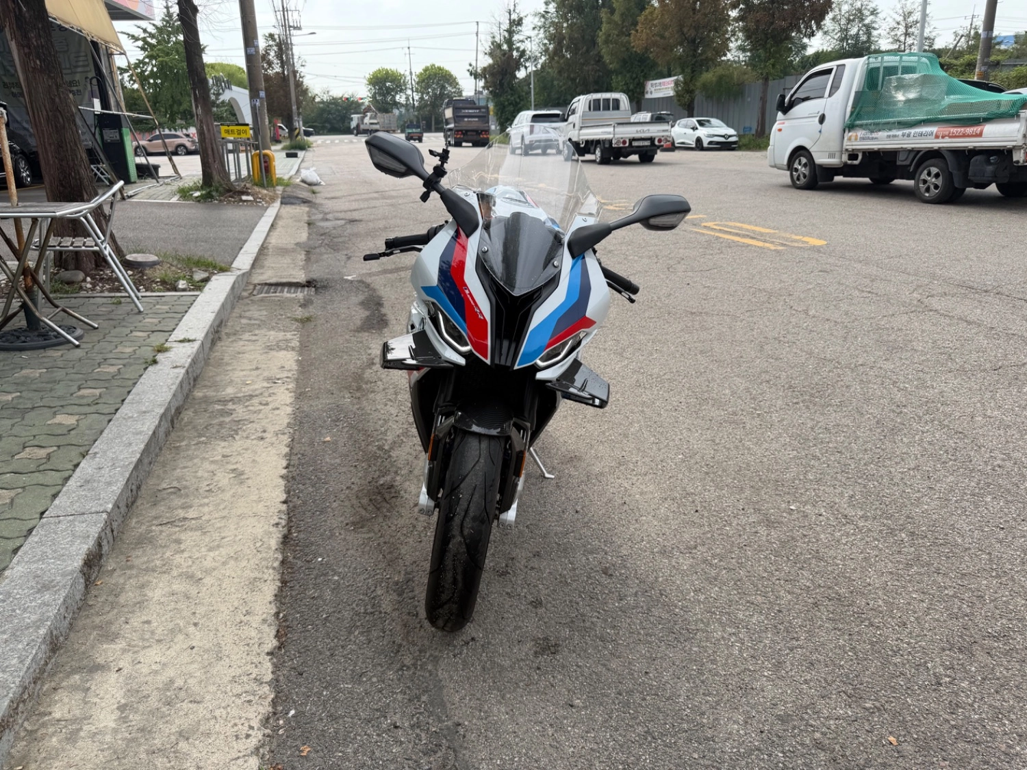 BMW M 1000 RR 2022 블랙 사진 1