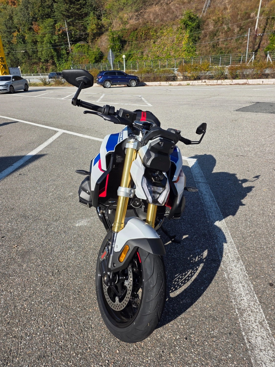 BMW R 1300 R 2026 화이트 사진 1