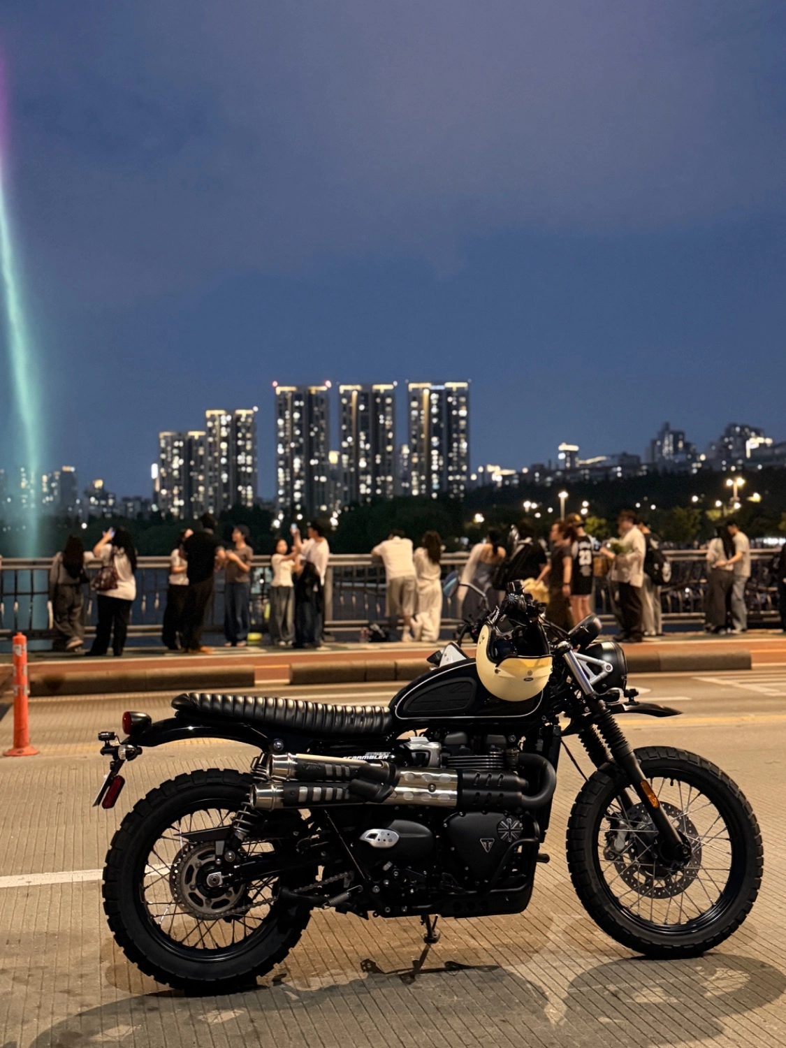 트라이엄프 SCRAMBLER 900 2022 블랙 사진 1