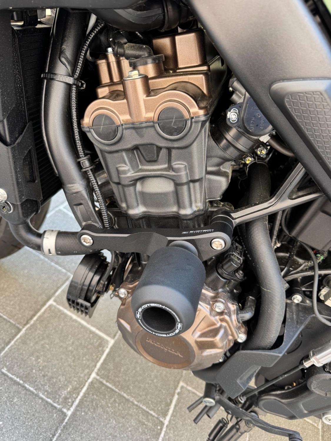 혼다 CB 650 R E-CLUTCH 2025 블랙 사진 7