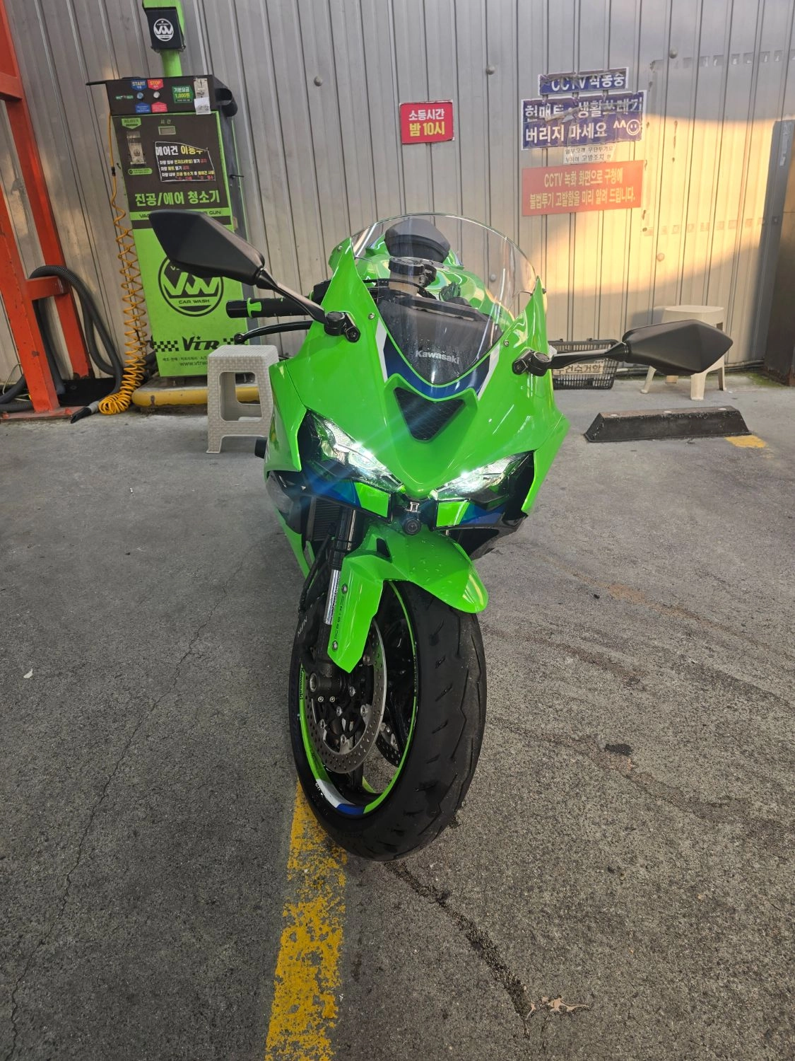 가와사키 닌자 ZX-6R 2026 그린