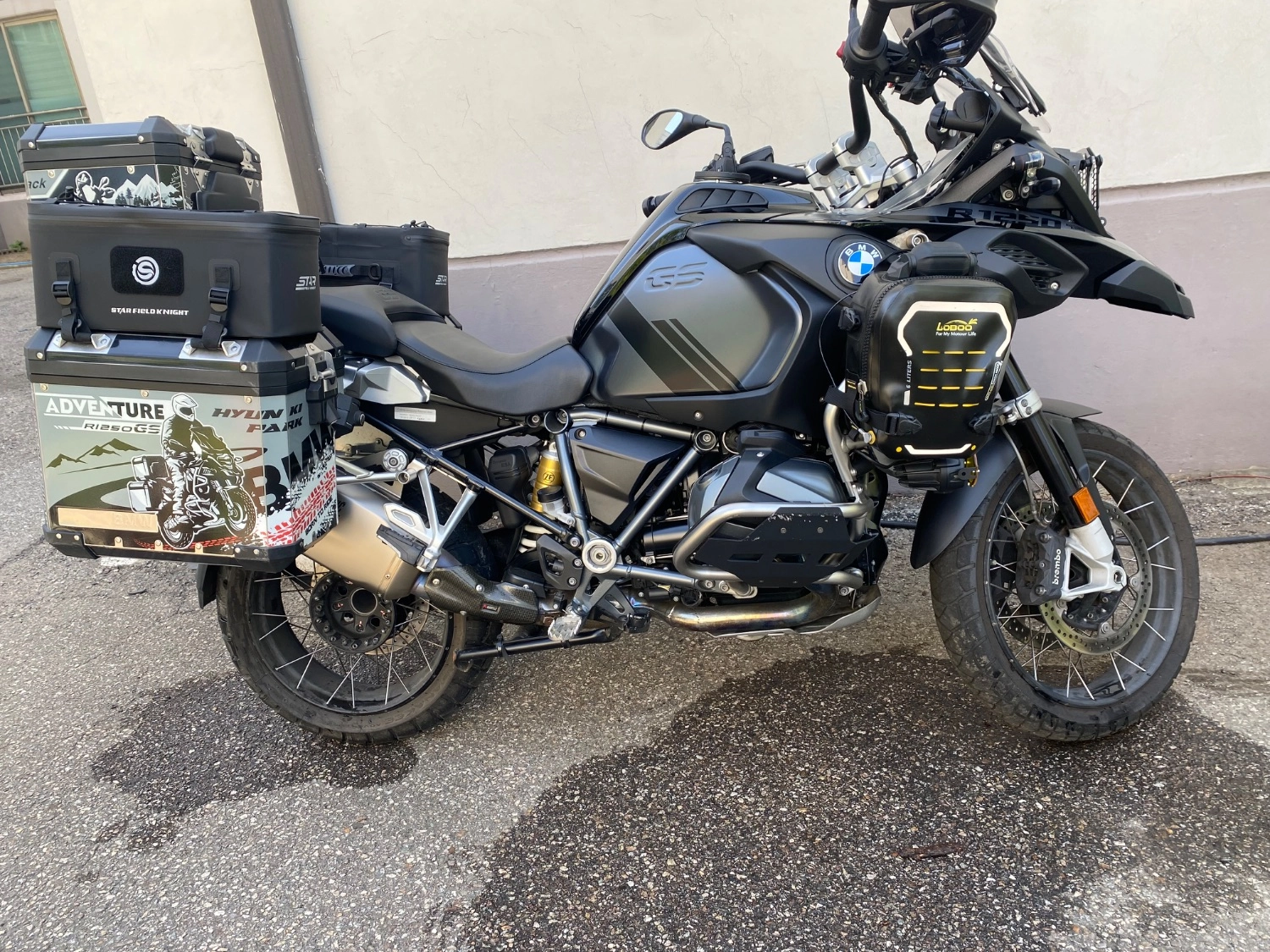 BMW R 1250 GS 어드벤처 2023 블랙 사진 3