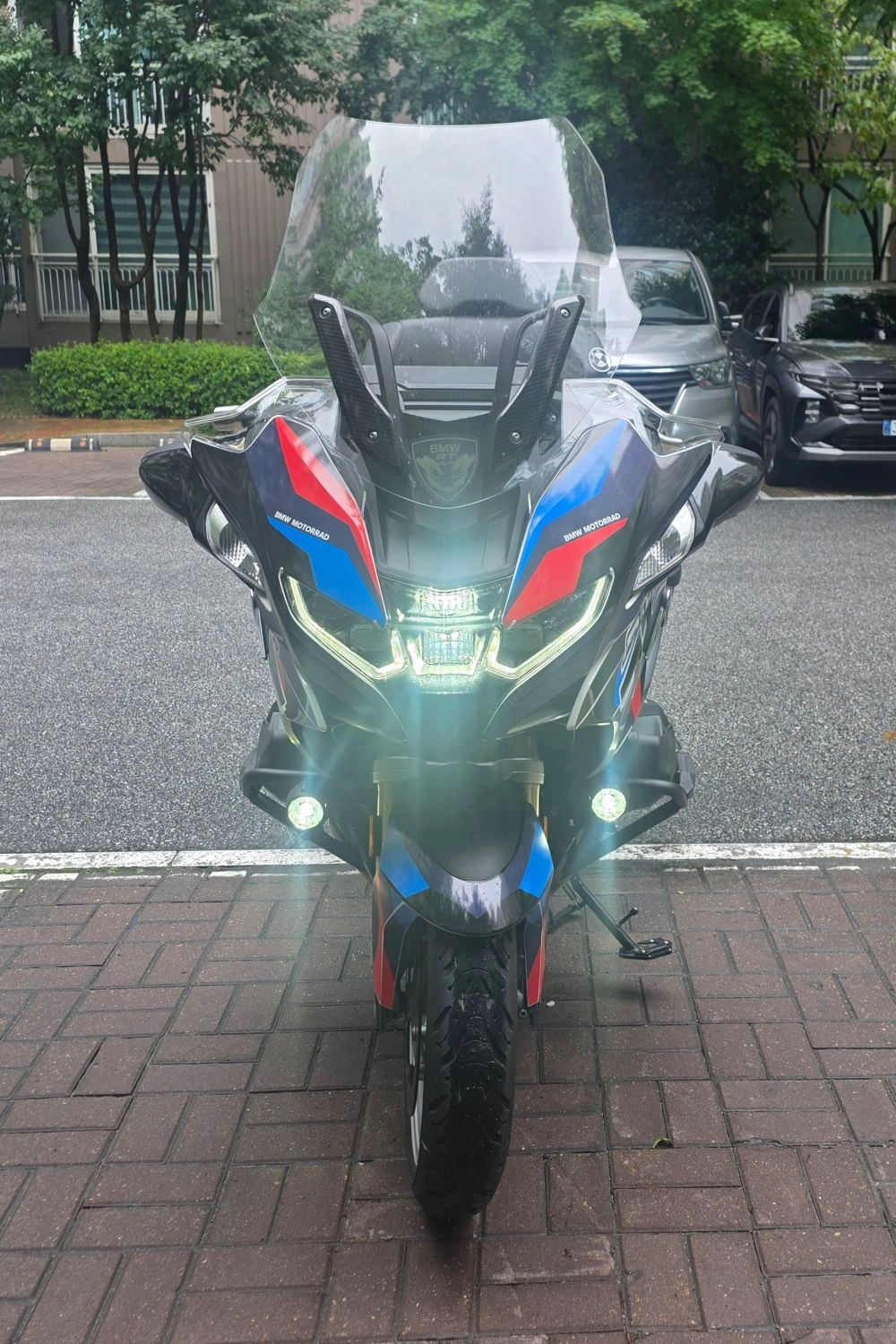 BMW R 1250 RT 2022 건메탈 사진 1