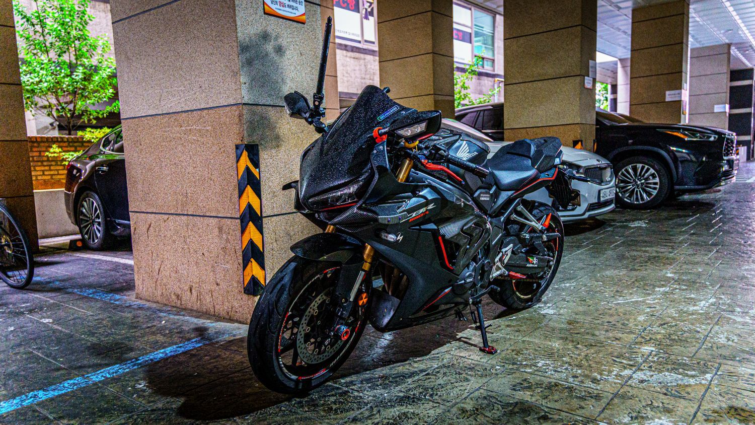 혼다 CBR 650 R MT main