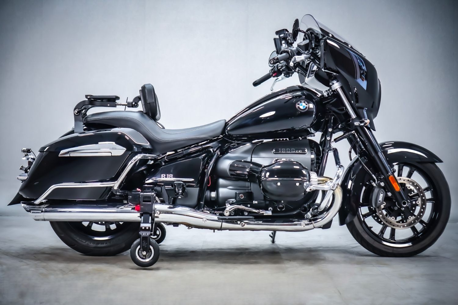 BMW R 18 B main