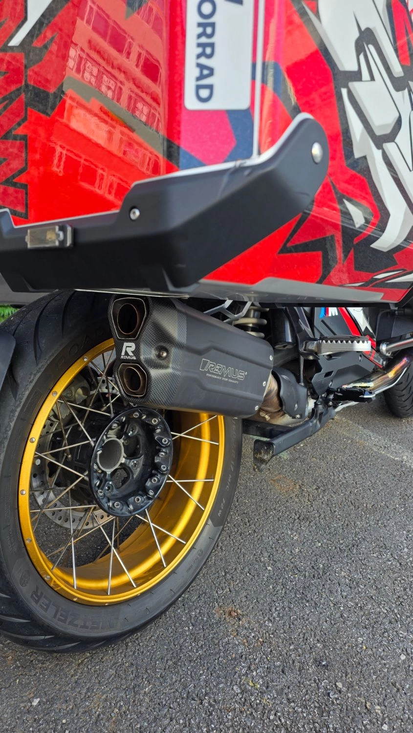 BMW R 1300 GS ADV 2025 레드 사진 4