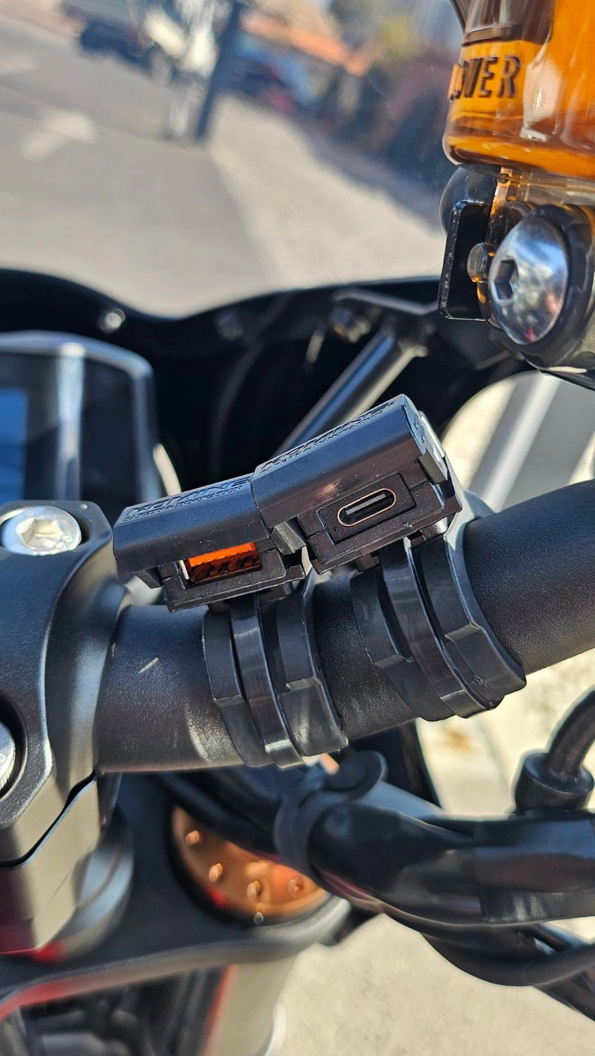 야마하 XSR 900 2022 네이비 사진 7