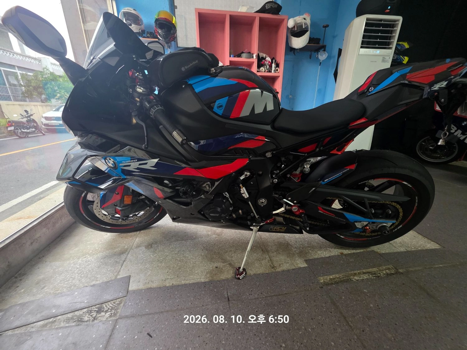 BMW S 1000 RR 2025 블랙