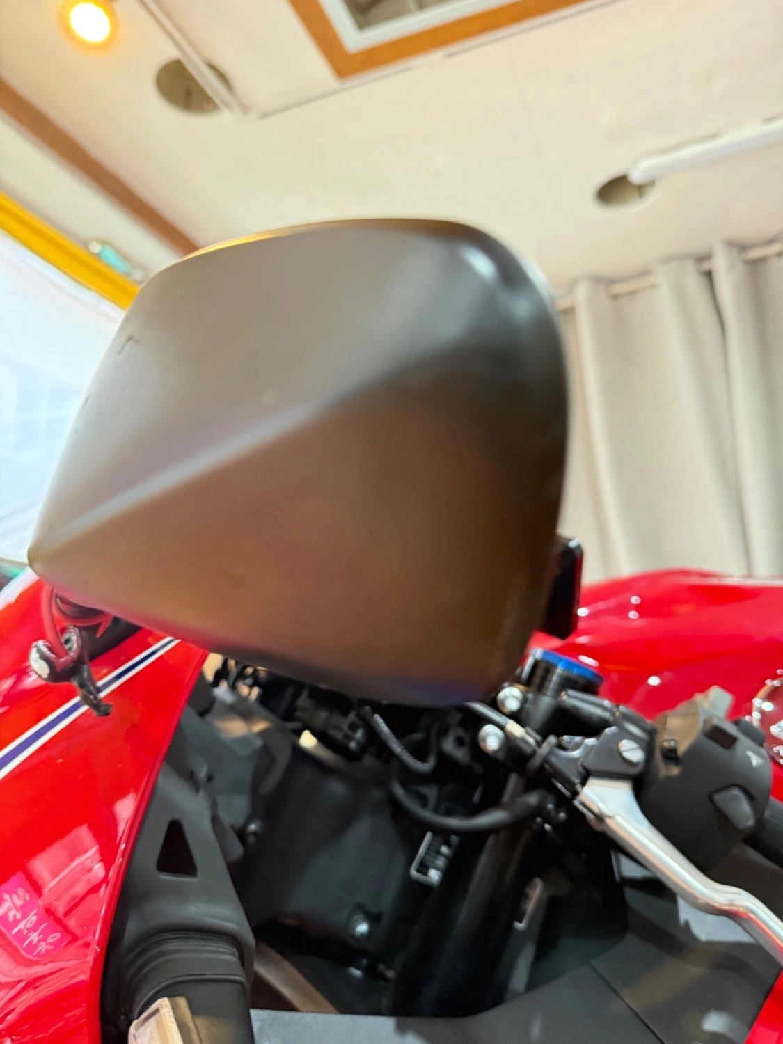 혼다 CBR 600 RR 2025 레드 사진 6