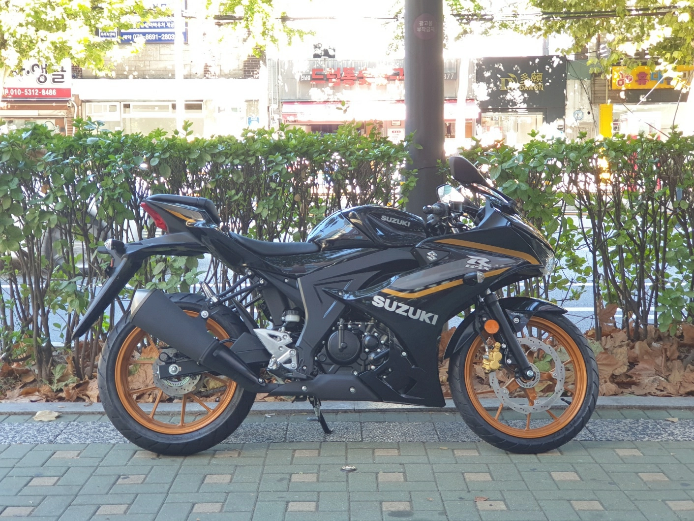 스즈키 GSX R 125 ABS