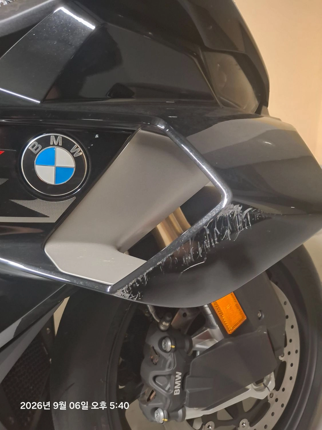 BMW S 1000 RR 2025 2025 베이지 사진 7