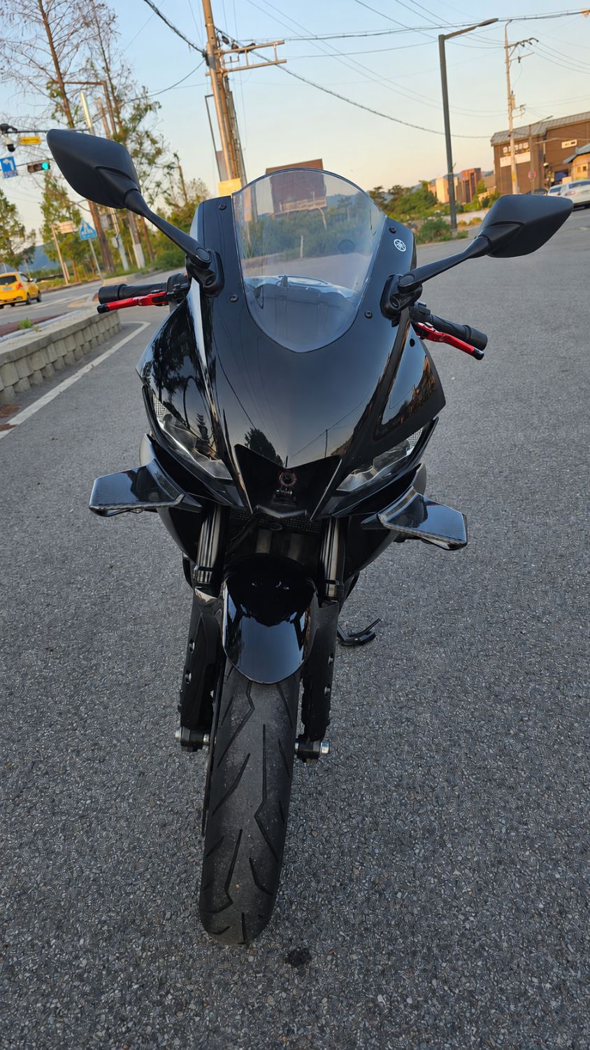 야마하 YZF R3 main