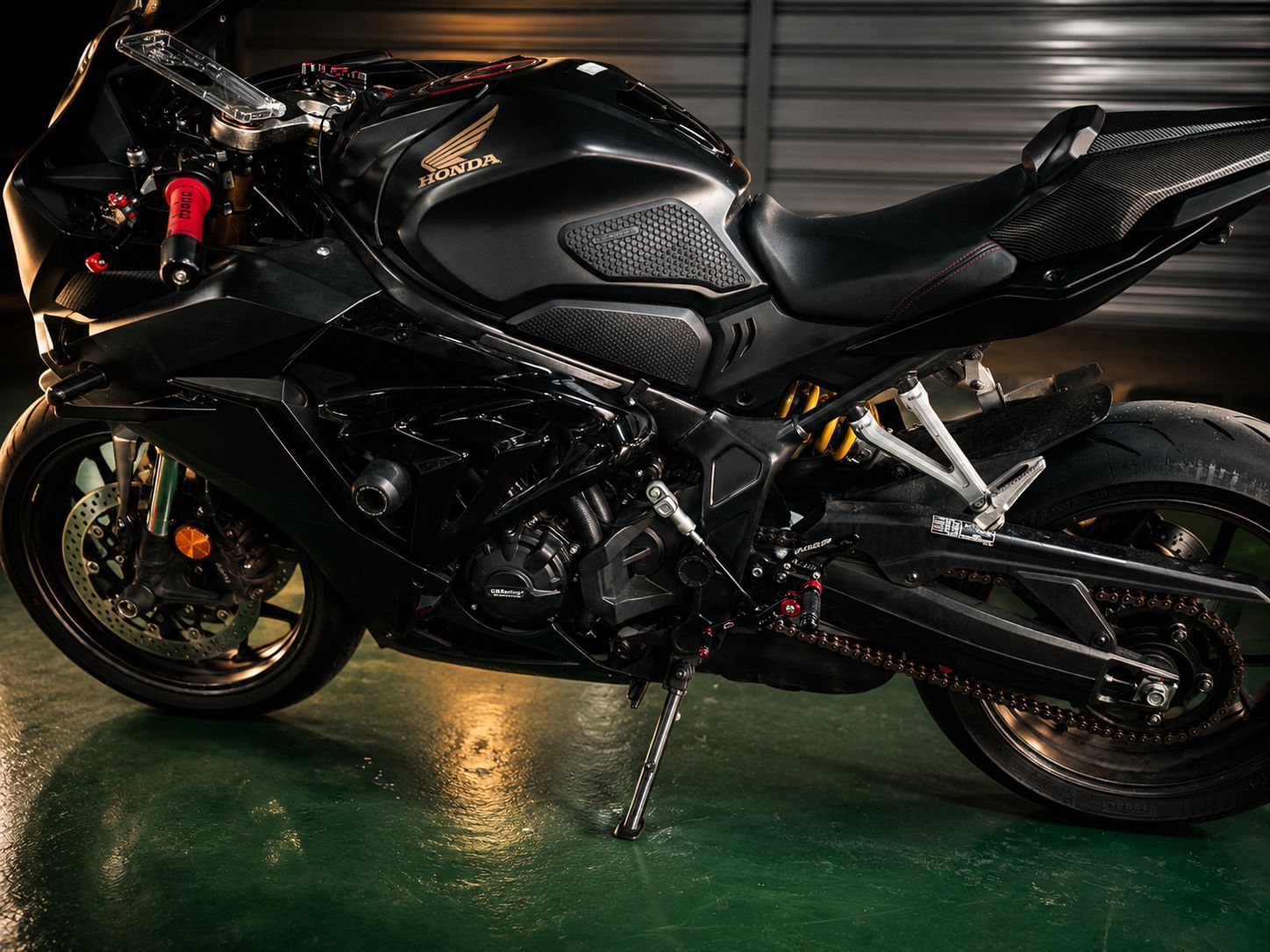 혼다 CBR 650 R MT thumb 2