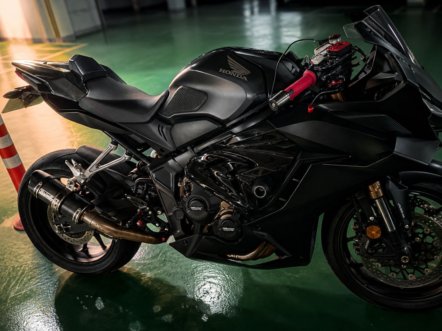 혼다 CBR 650 R MT more