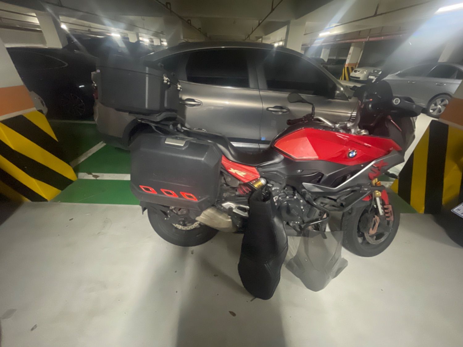 BMW F 900 XR thumb 2