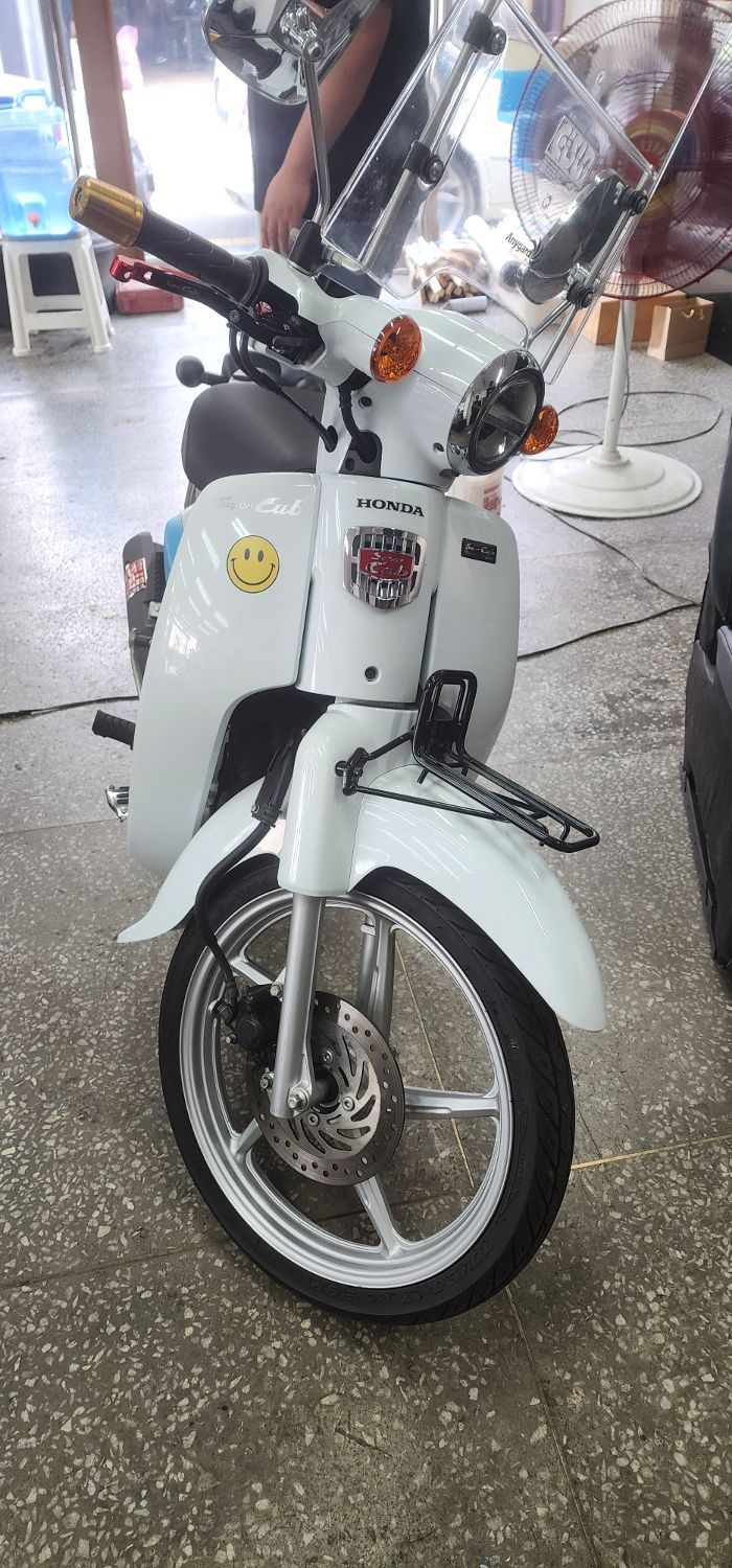 혼다 슈퍼 커브 110 more