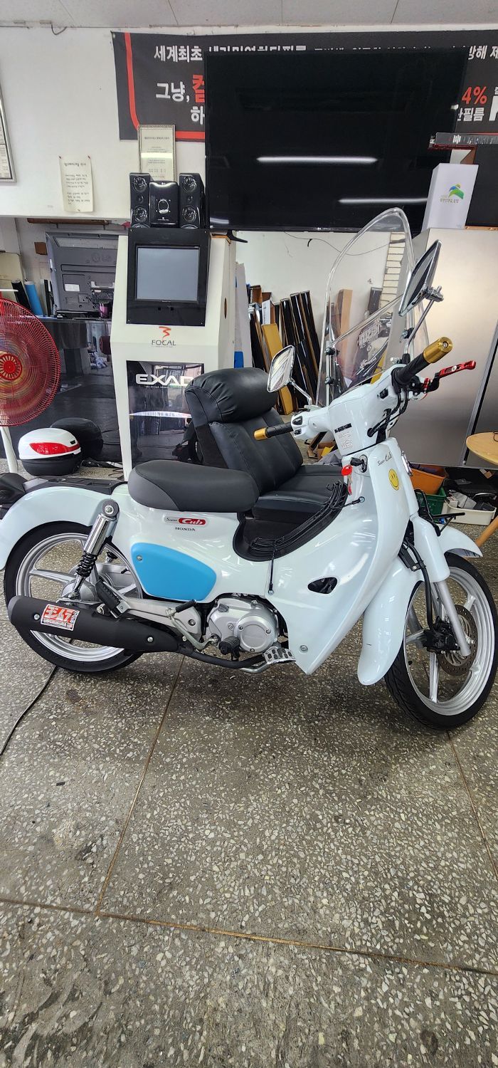 혼다 슈퍼 커브 110 thumb 2