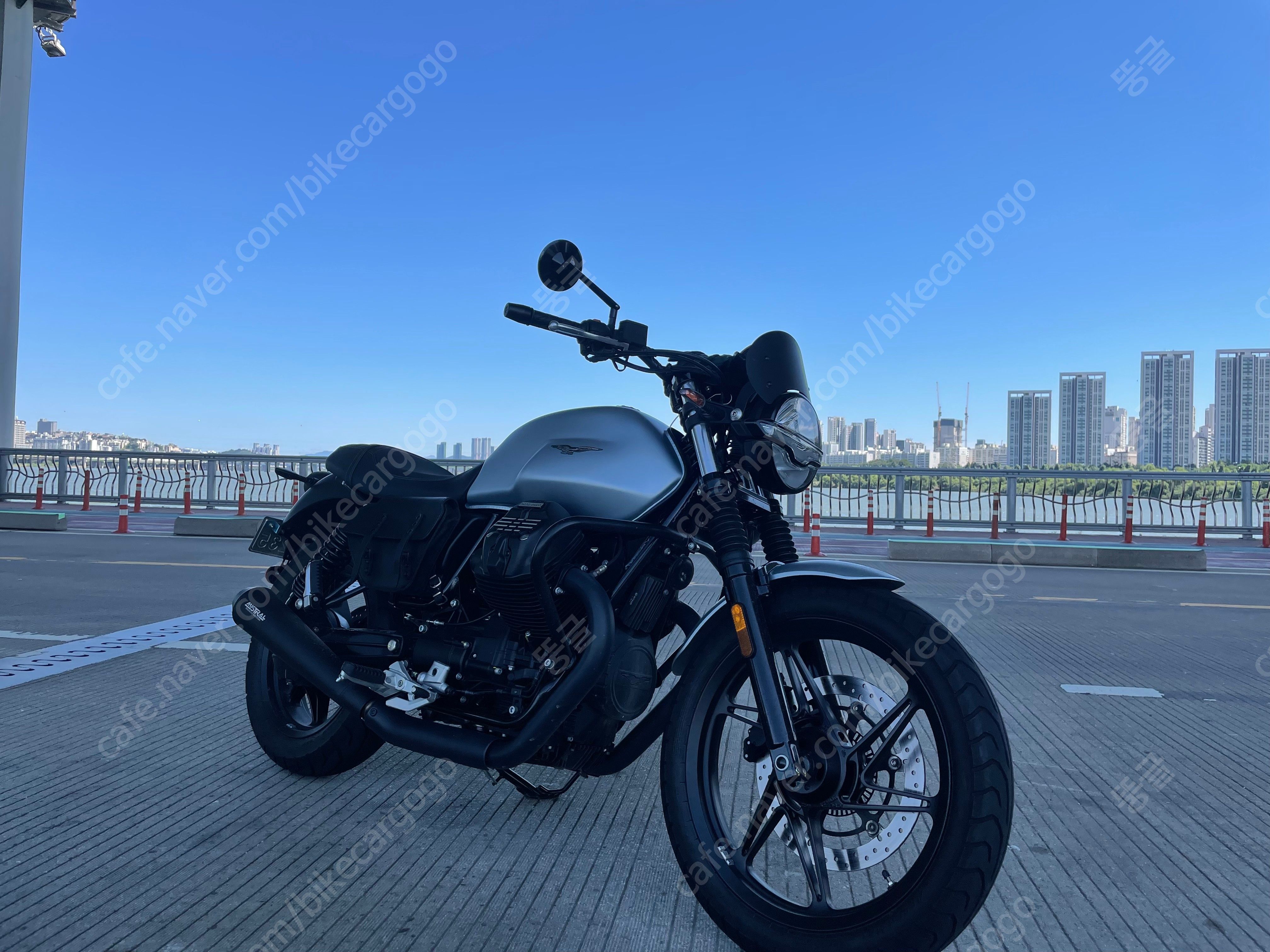 모토구찌 V7 스톤 more