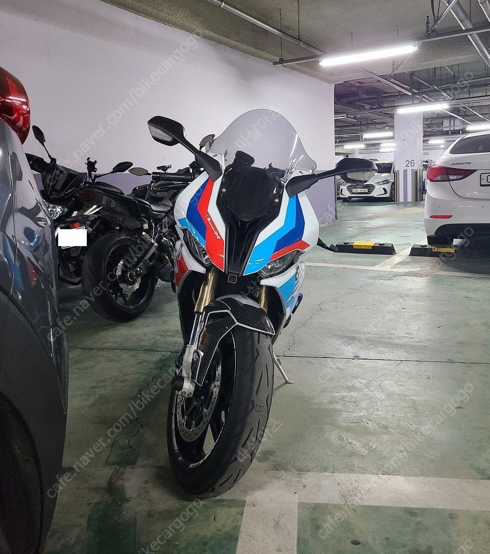 BMW S 1000 RR more