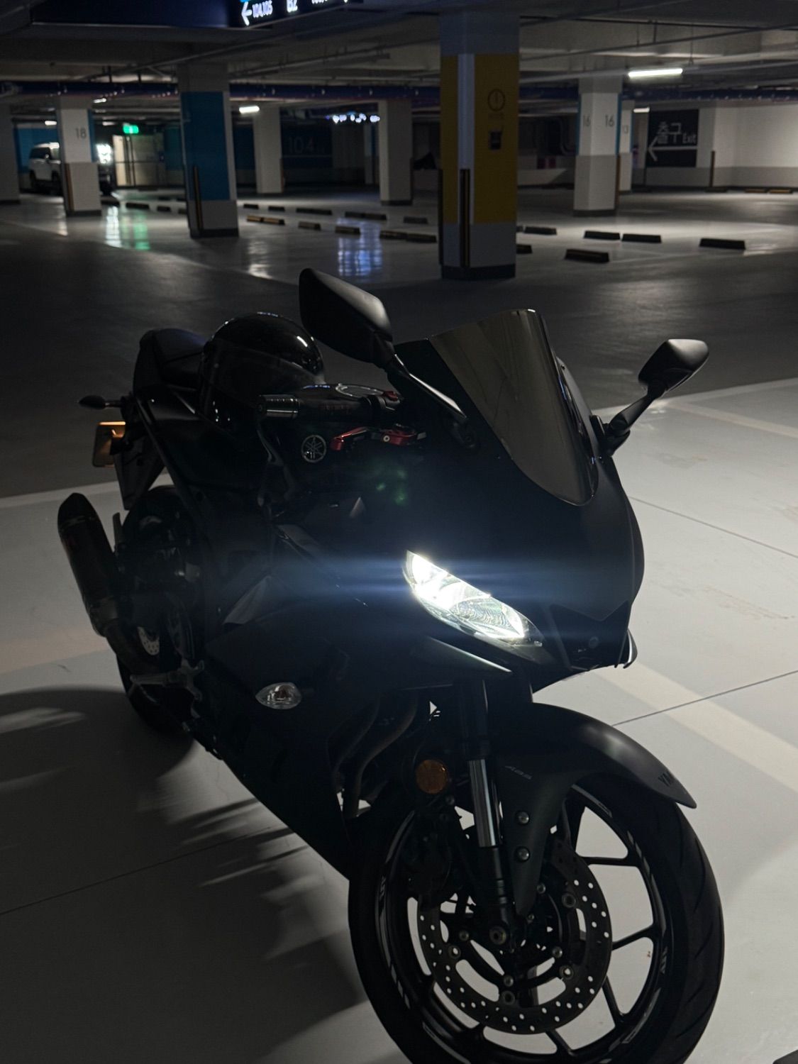 야마하 YZF R3 thumb 2