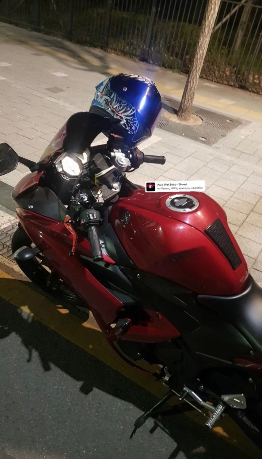 야마하 YZF R3 thumb 2