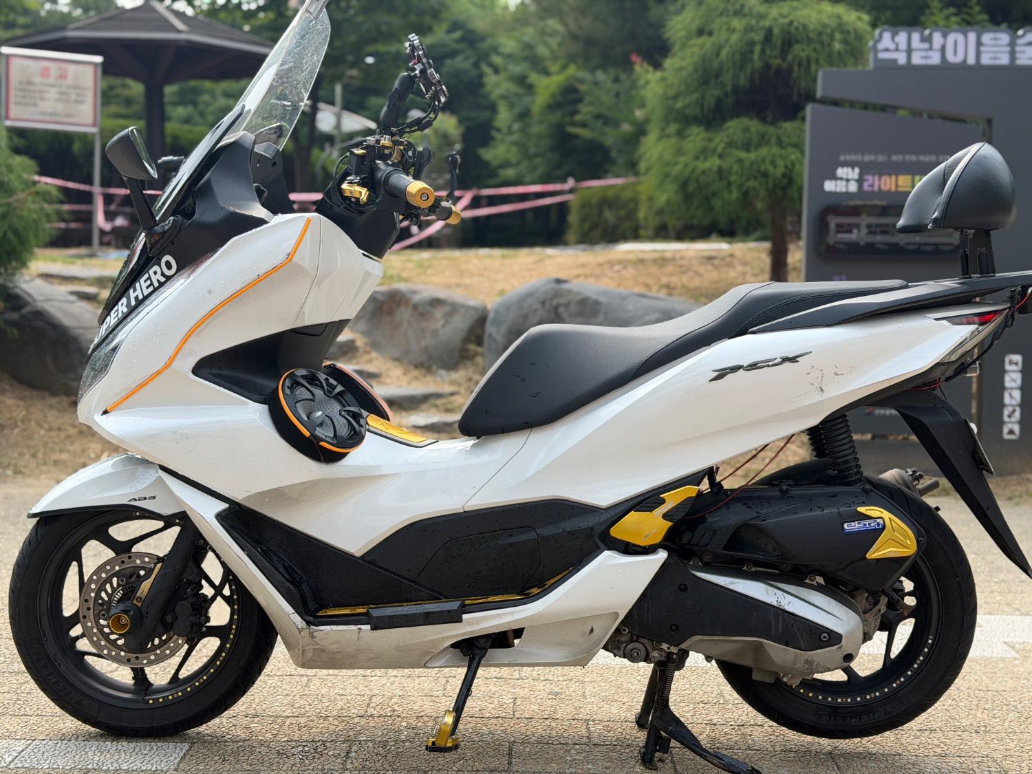 혼다 PCX 125 more