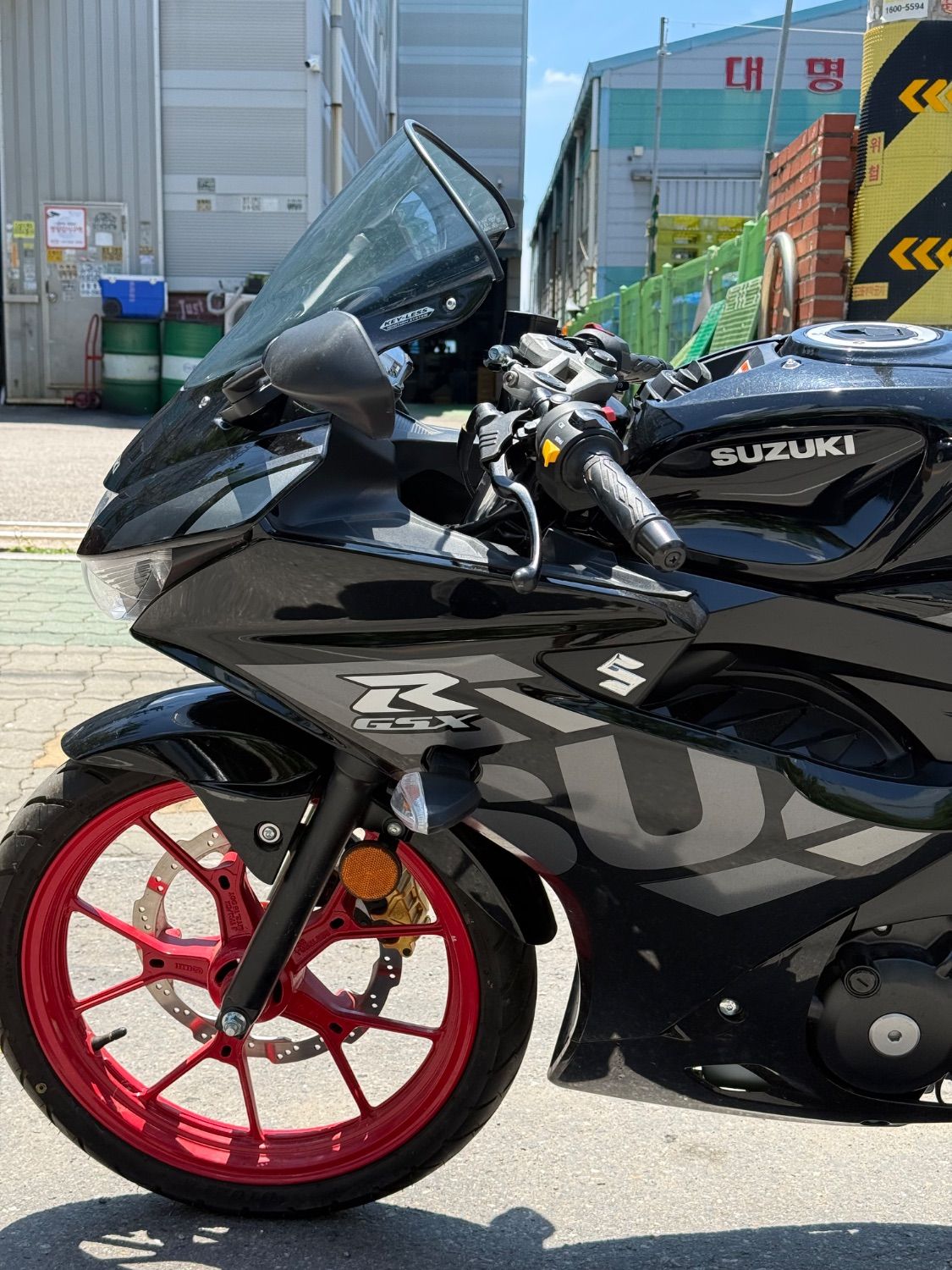 스즈키 GSX R 125 ABS more