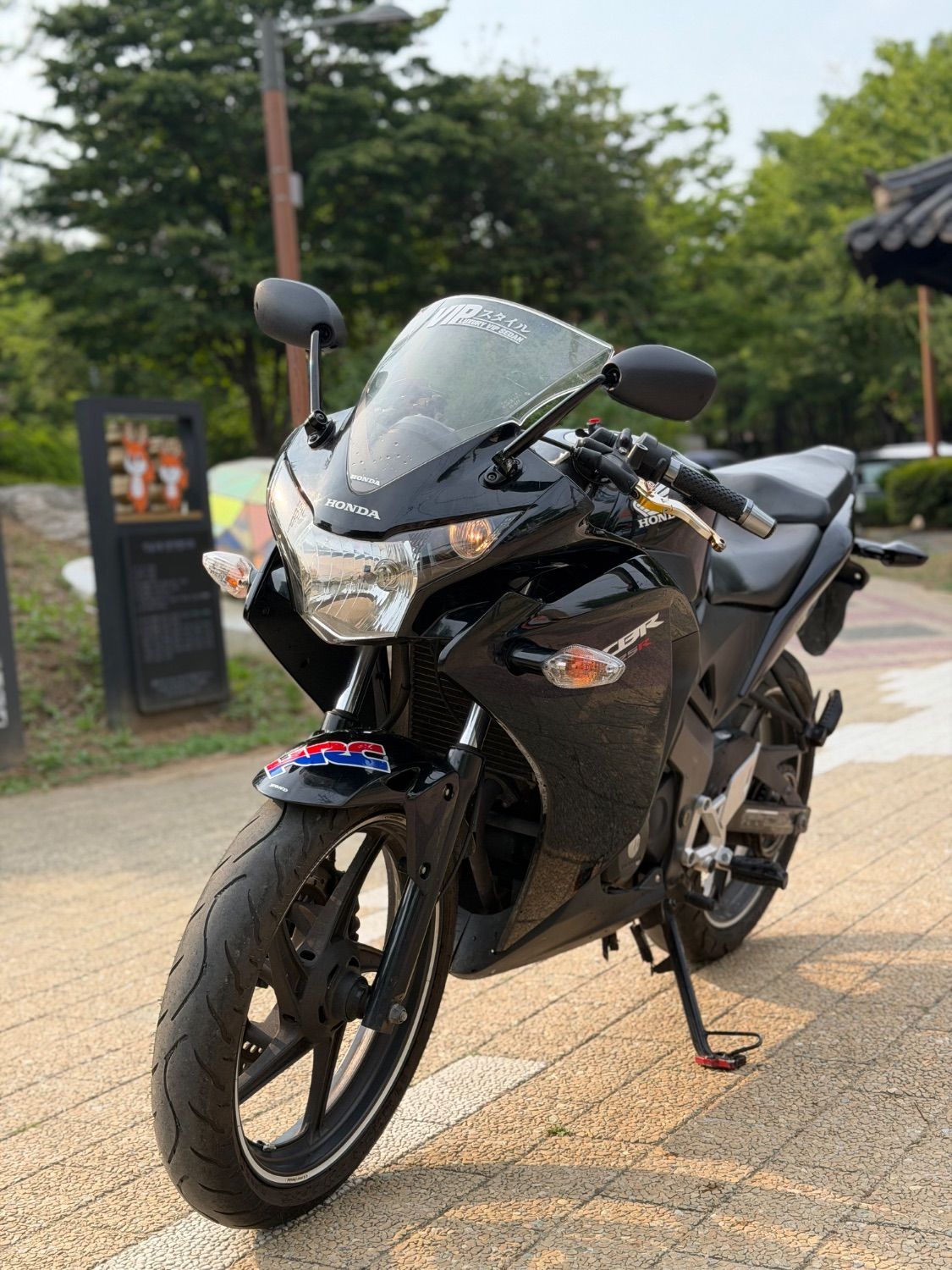 혼다 CBR 125 R thumb 2