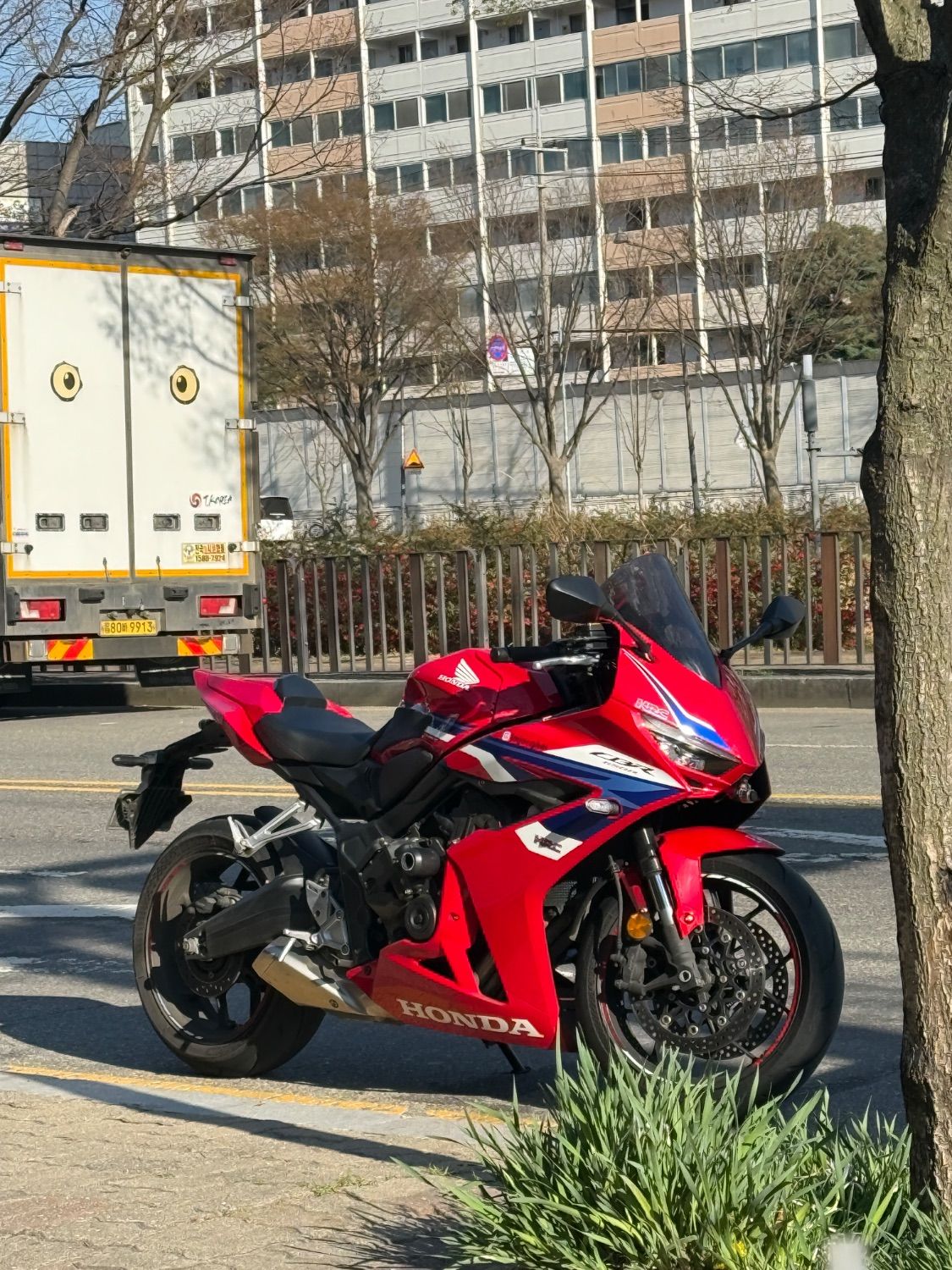 혼다 CBR 650 R E-CLUTCH more