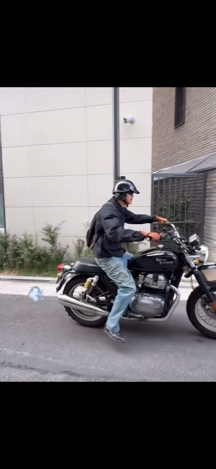 로얄엔필드 인터셉터 650 main