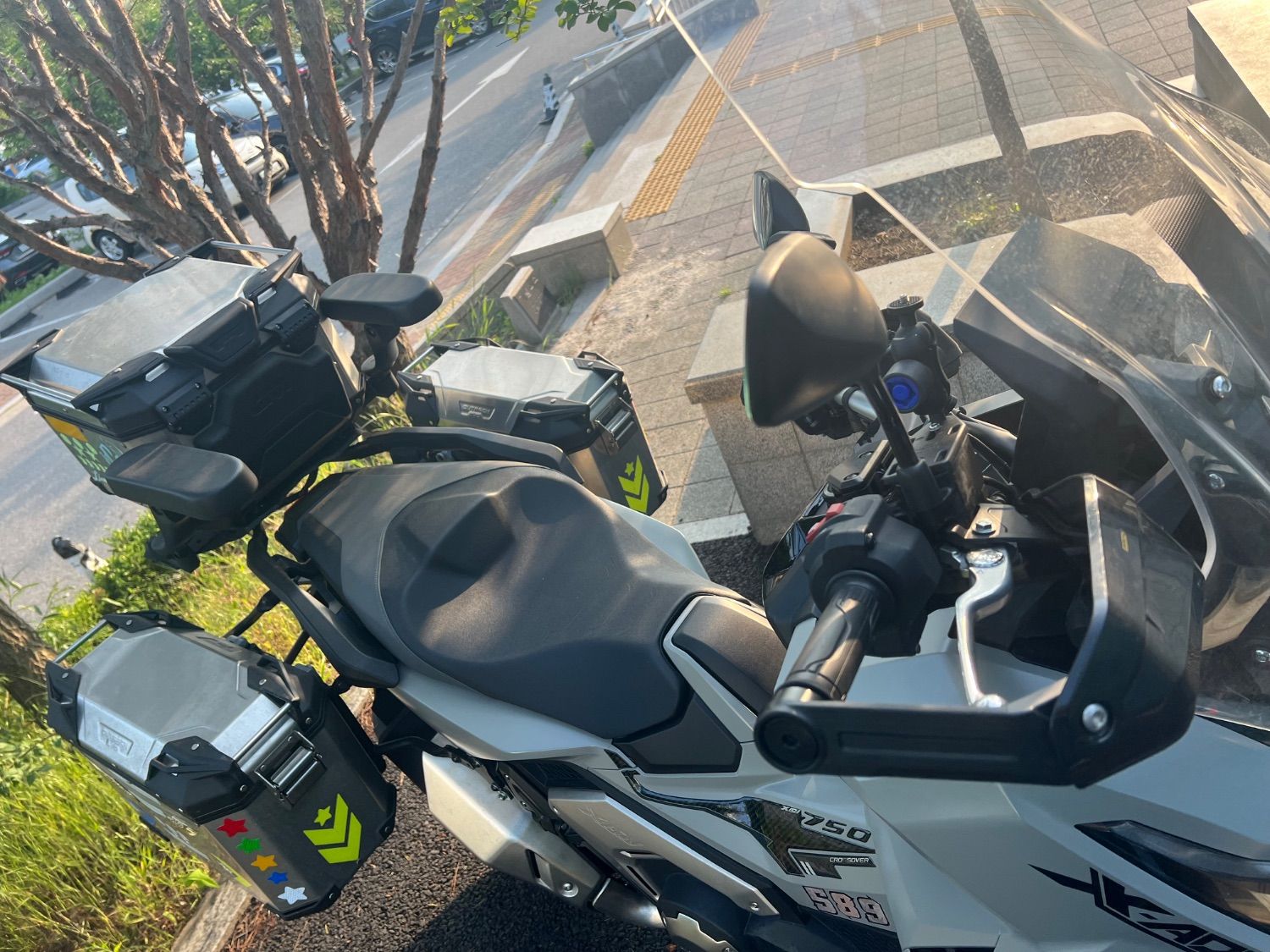 혼다 X ADV 2025 블랙 사진 7