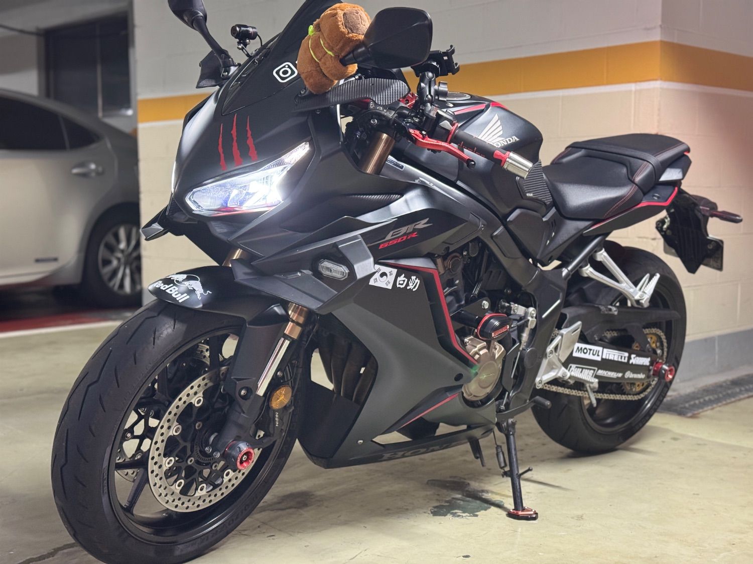 혼다 CBR 650 R MT 2020 블랙 사진 4
