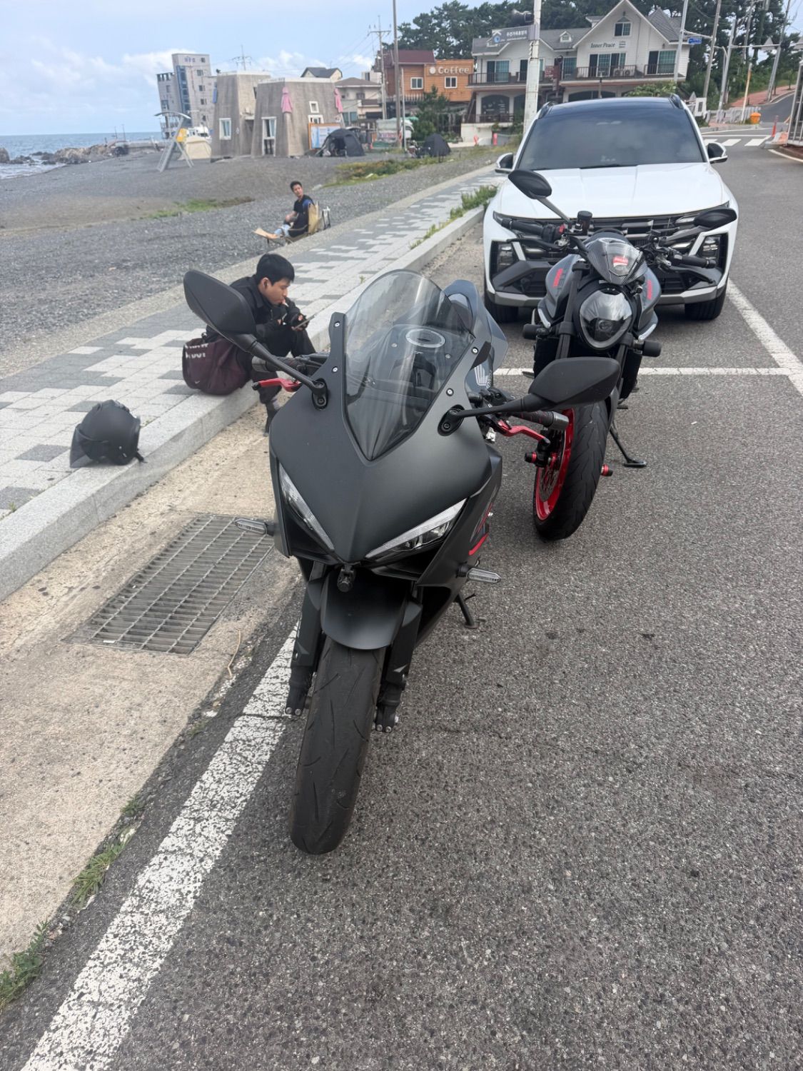 혼다 CBR 650 R MT thumb 2