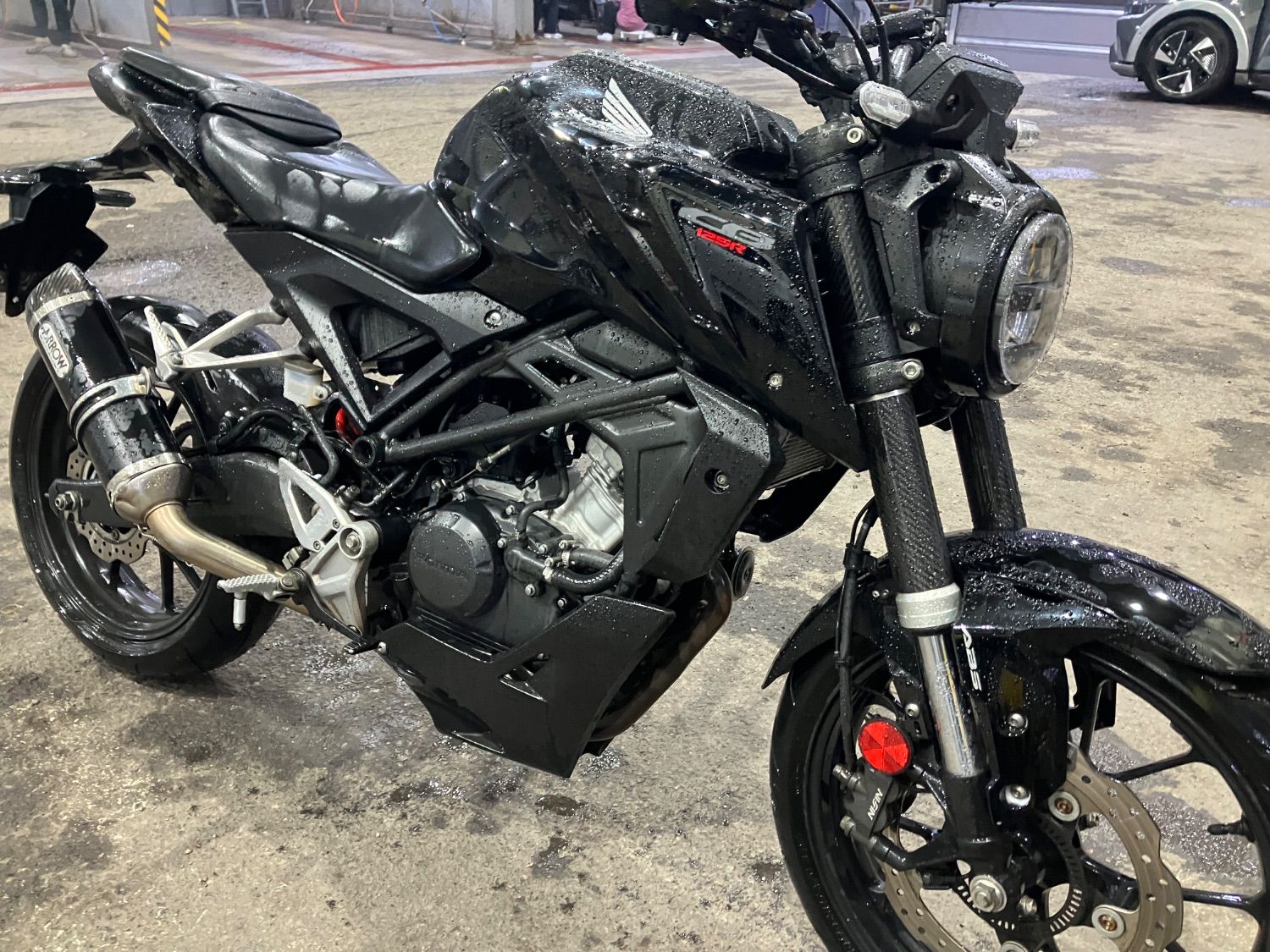 혼다 CB 125 R thumb 2