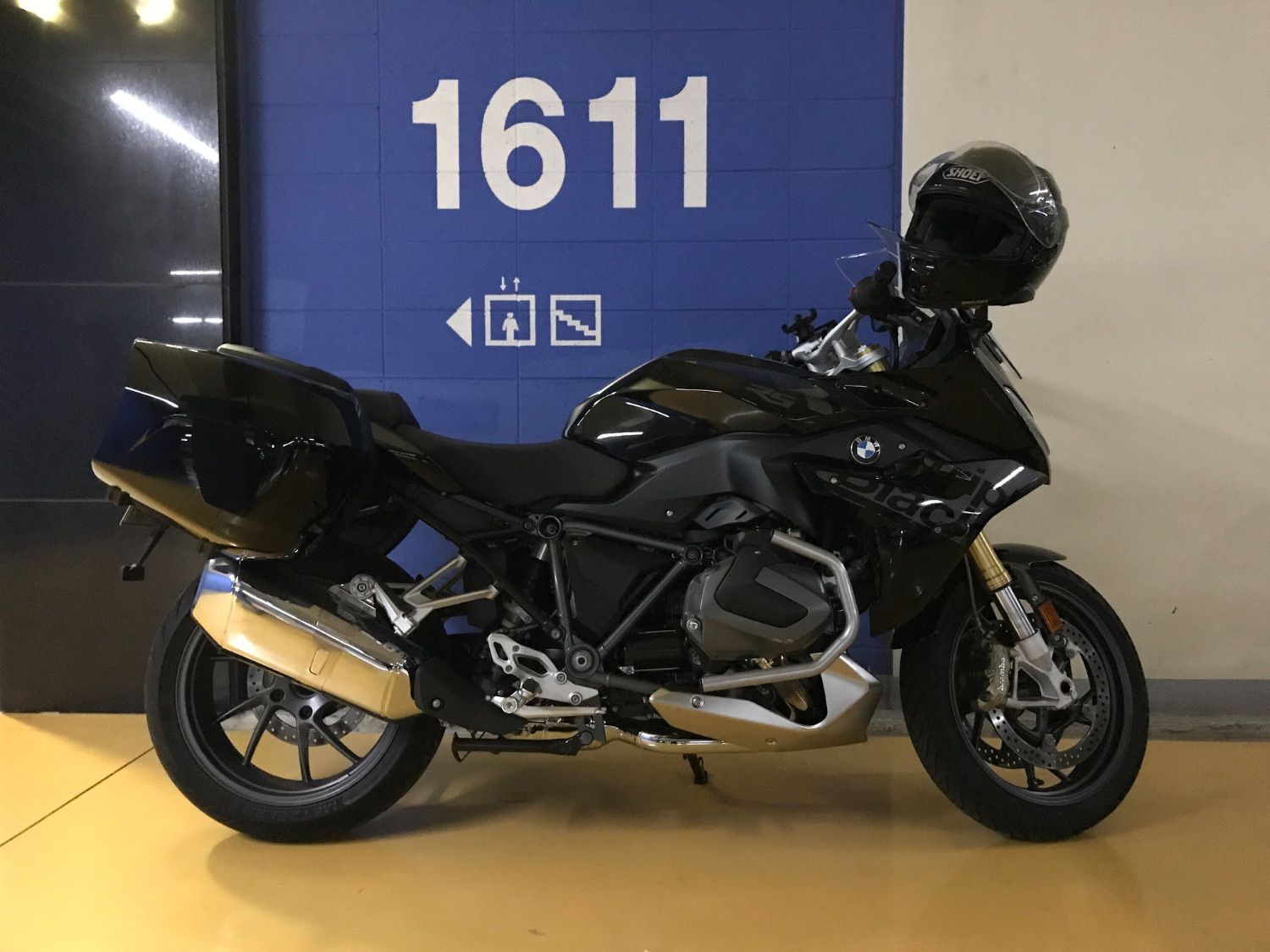 BMW R 1250 RS 2023 블랙 사진 2