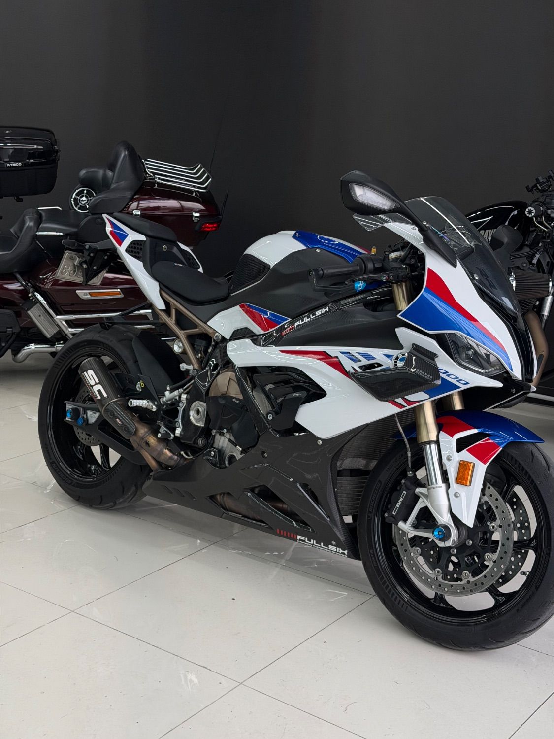 BMW S 1000 RR main